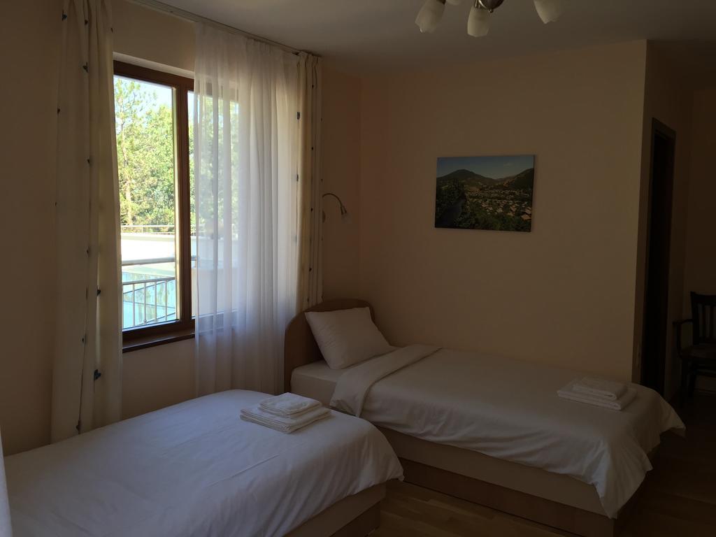 Mala Planina Guest House Iskrets Exteriér fotografie