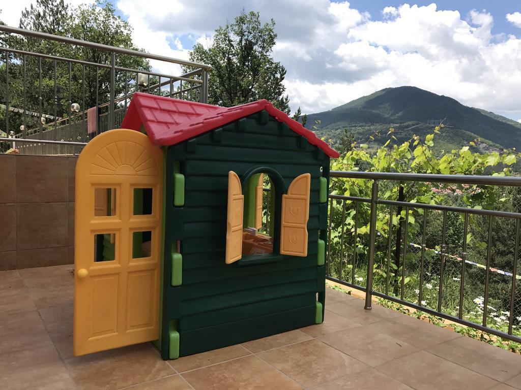 Mala Planina Guest House Iskrets Exteriér fotografie